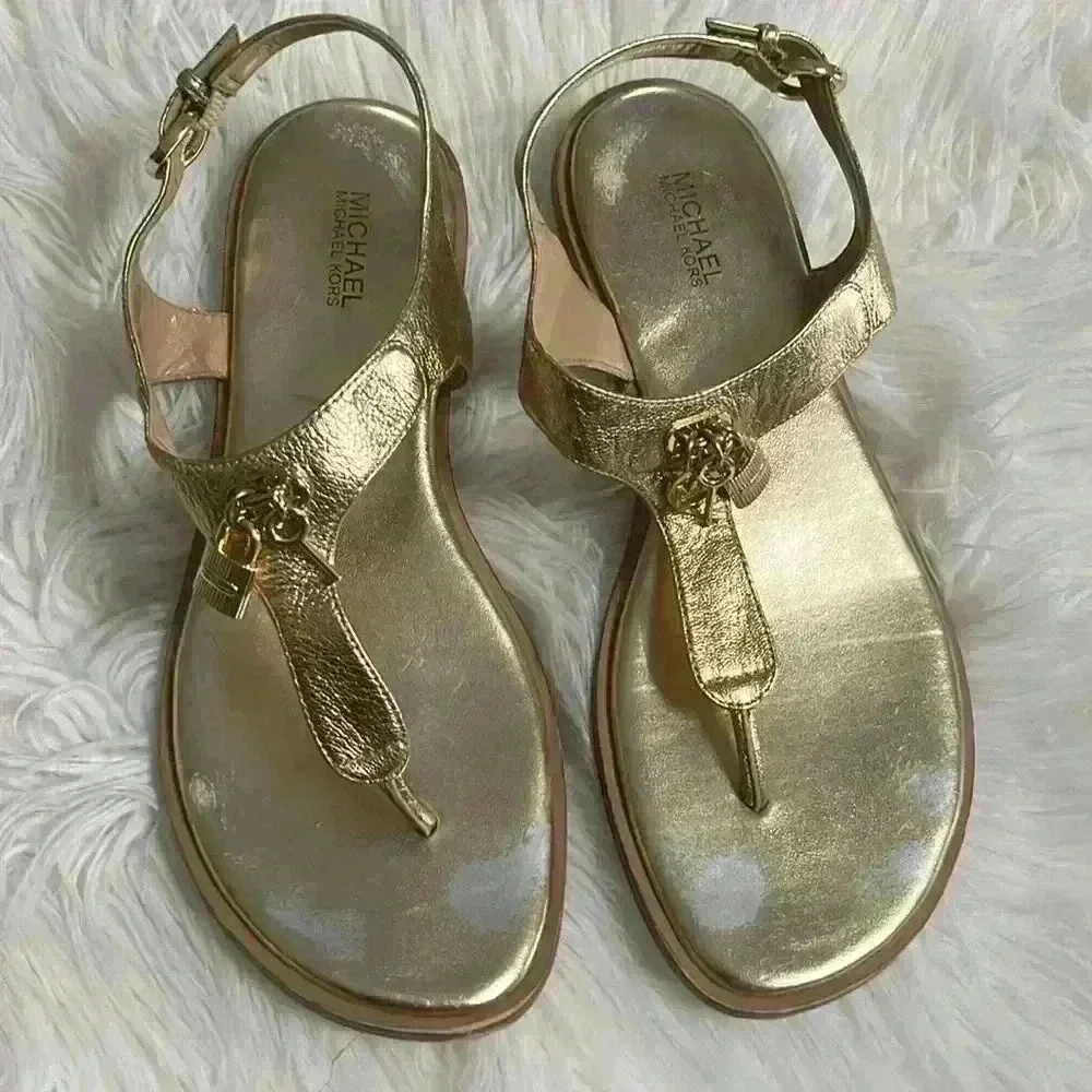 MICHAEL Michael Suki Charms Thong Sandals Gold Metallic Size 7.5